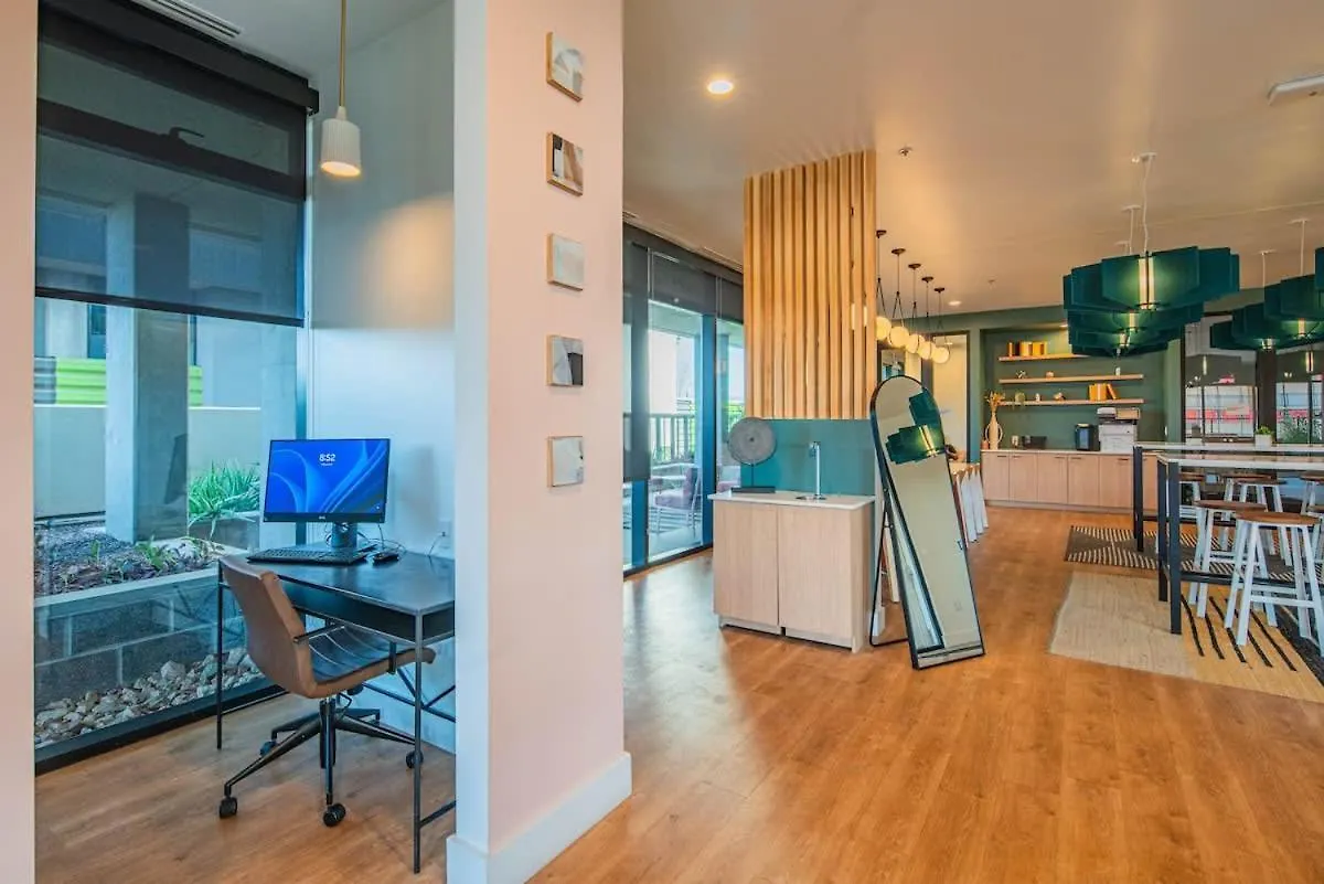 Blissful 1Bd - Dt, Pool, Gym, Parking, High Rise Apartment Phoenix
