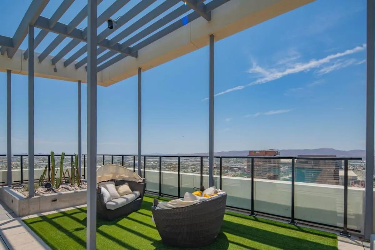 Blissful 1Bd - Dt, Pool, Gym, Parking, High Rise Apartment Phoenix 0*,  United States